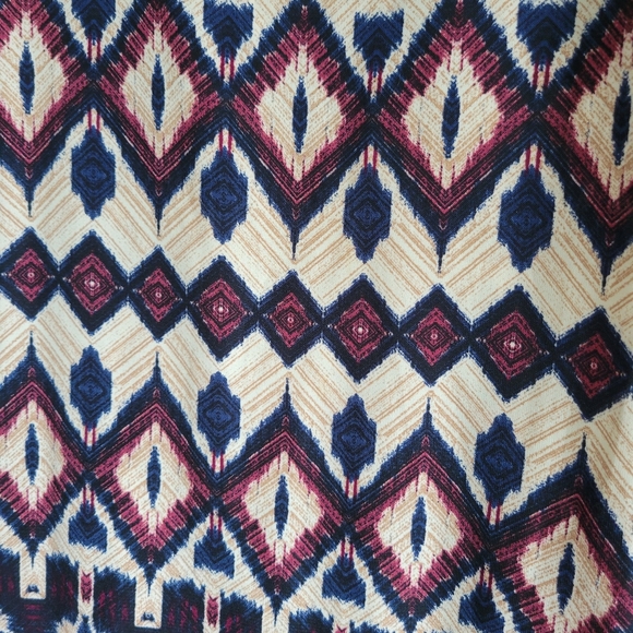 Mid length, Aztec print, spaghetti strap shift dress - Picture 2 of 3